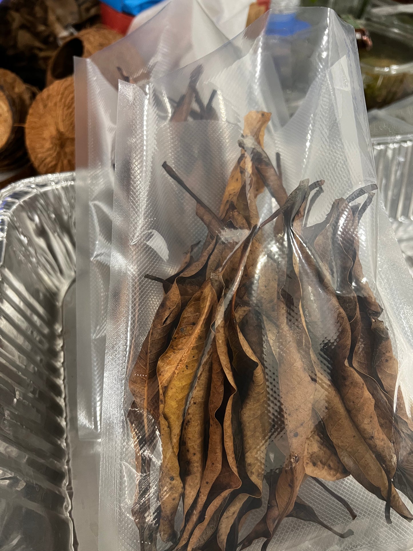 Critter Litter- Mango Leaf 1 oz